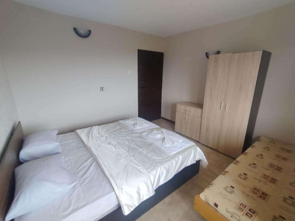Prostor Guest House Byala  Bagian luar foto