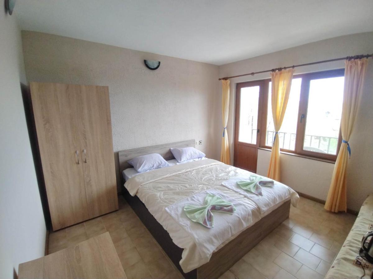 Prostor Guest House Byala  Bagian luar foto